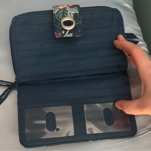 Vera Bradley turn lock wallet - Picture 2 of 5